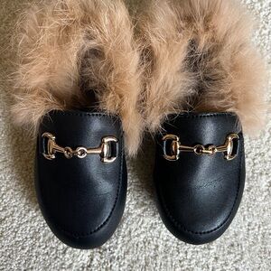 Toddler Black Loafers with Faux Fur Trim